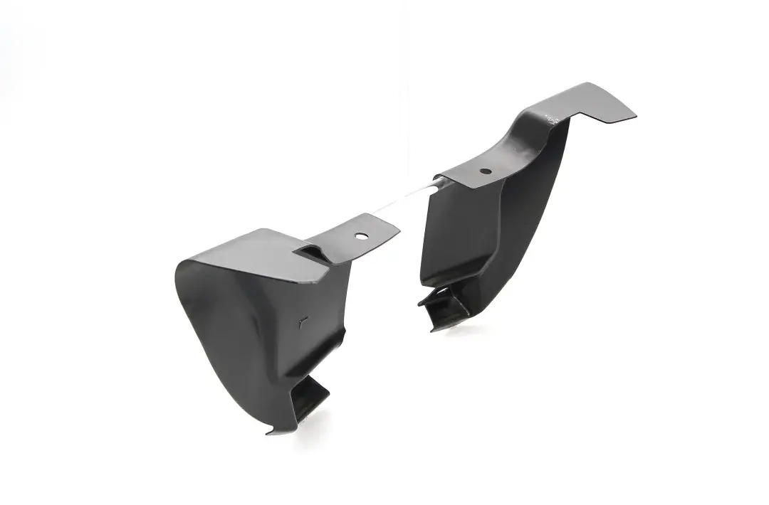 パーツ BARRACUDA Taillight Panel Reinforcement Brackets 70–74 Barracuda | AMD
